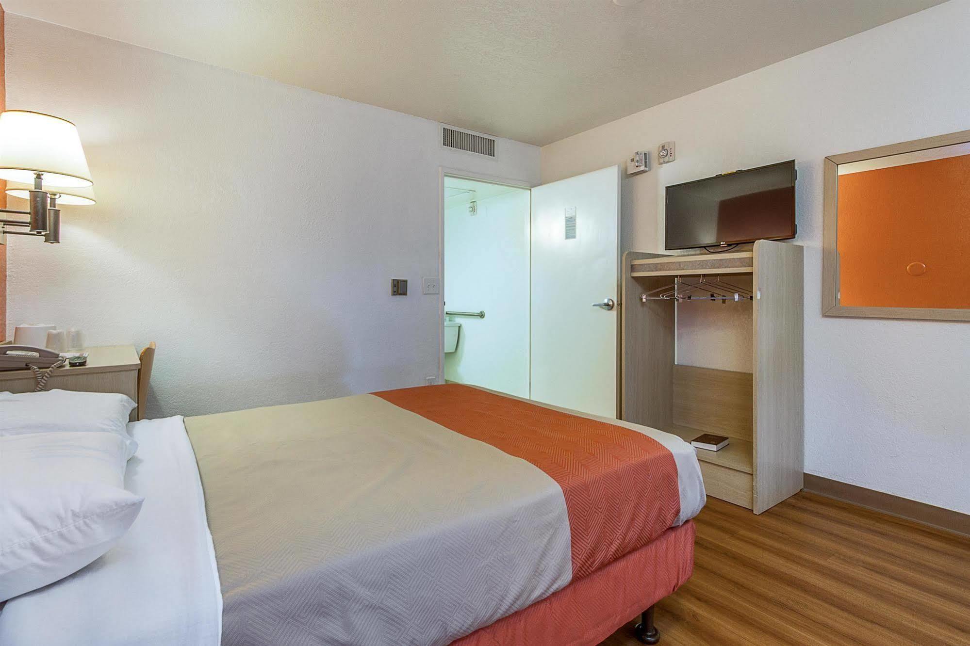 Motel 6-Phoenix, Az - North Bell Road Dış mekan fotoğraf